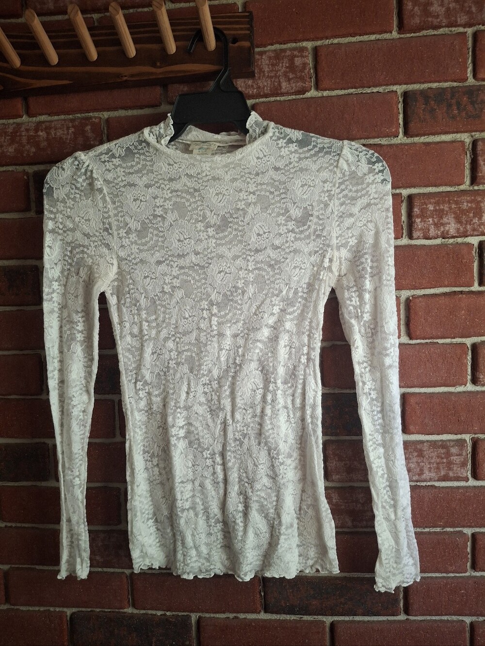 Free People white lace long sleeve top